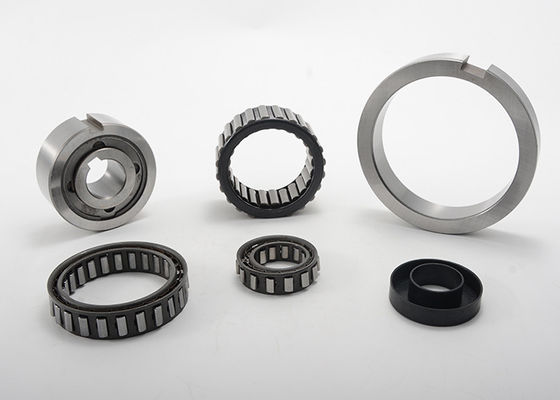 ตลับลูกปืน Steel Sprag คลัตช์ทางเดียว Freewheel Cage โดยไม่มีการแข่งขันด้านในหรือด้านนอก